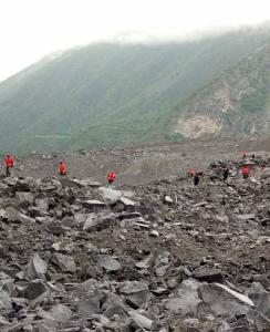 四川山体垮塌最新消息，救援进展与影响分析